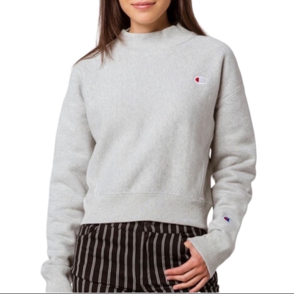 GREY CHAMPIONSHIP CROPPED HOODIE!!!